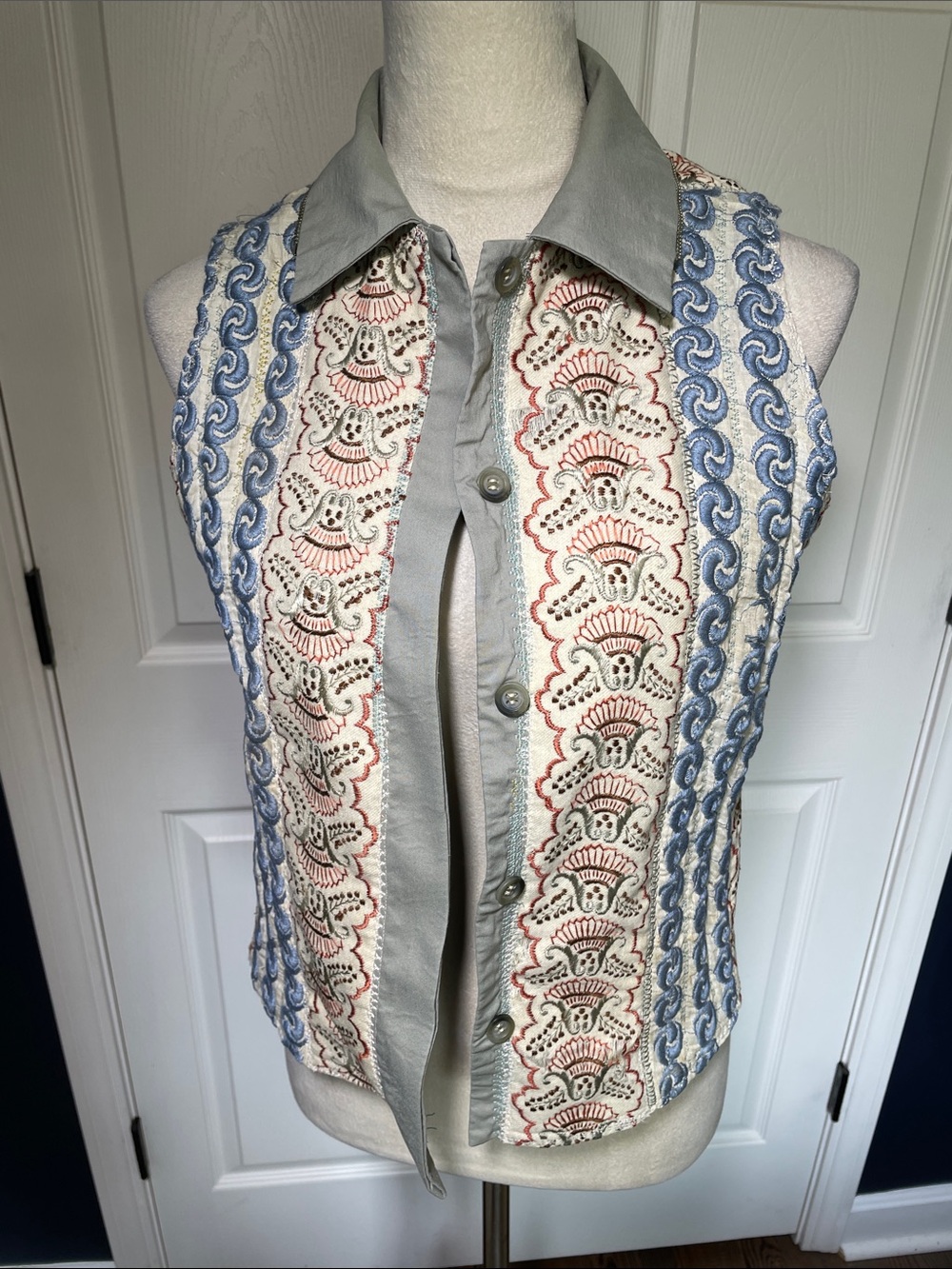 Upcycled Vintage Sleeveless Embroidered Vest Light Blue Cream Silk Lining Size 6